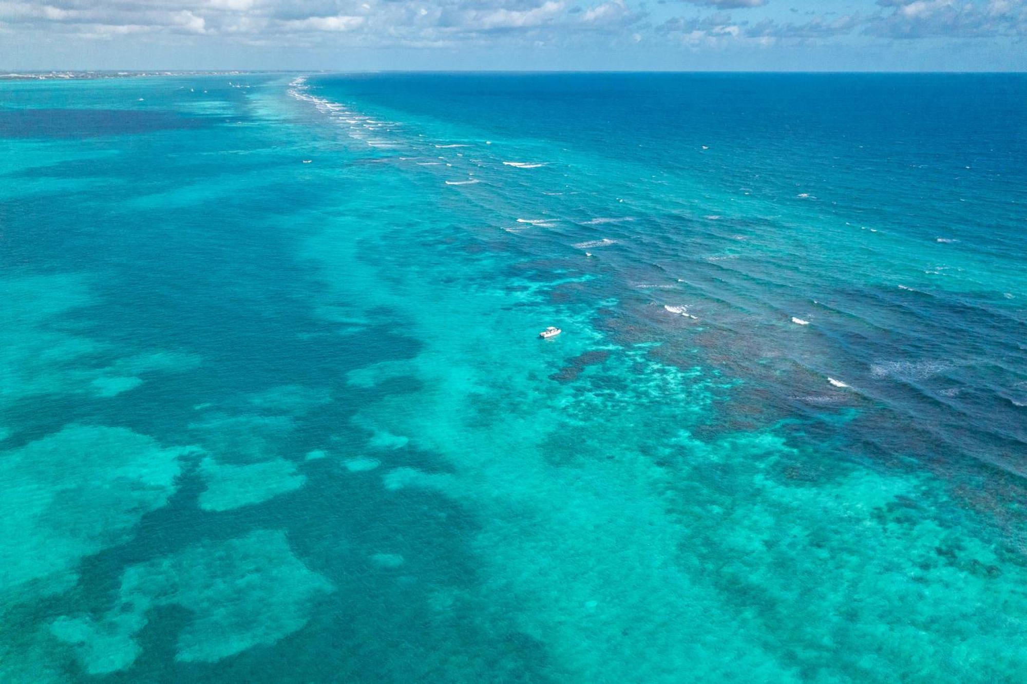 Margaritaville Beach Resort Ambergris Caye - Belize San Pedro (Ambergris Caye) Exterior foto